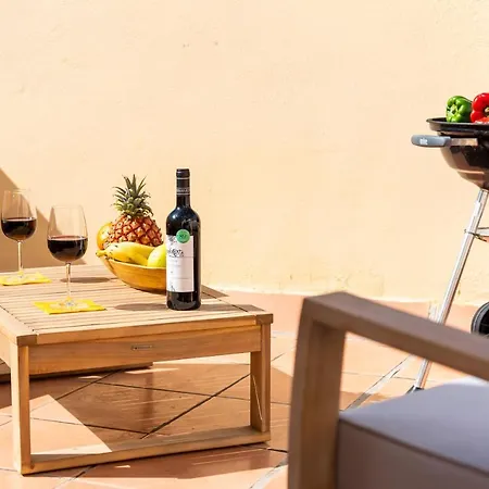 1314 Fabulous 2 Bedroom Roof Terrace