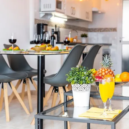 1314 Fabulous 2 Bedroom Roof Terrace Апартаменты Кальяо-Сальвахе